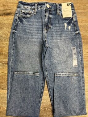 SO High Rise Mom Jeans | NWT Relaxed Tapered Denim | Size 3 / 26W